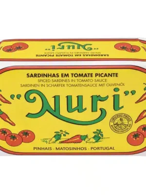 Sardinen in scharfer Tomatensauce mit Olivenöl